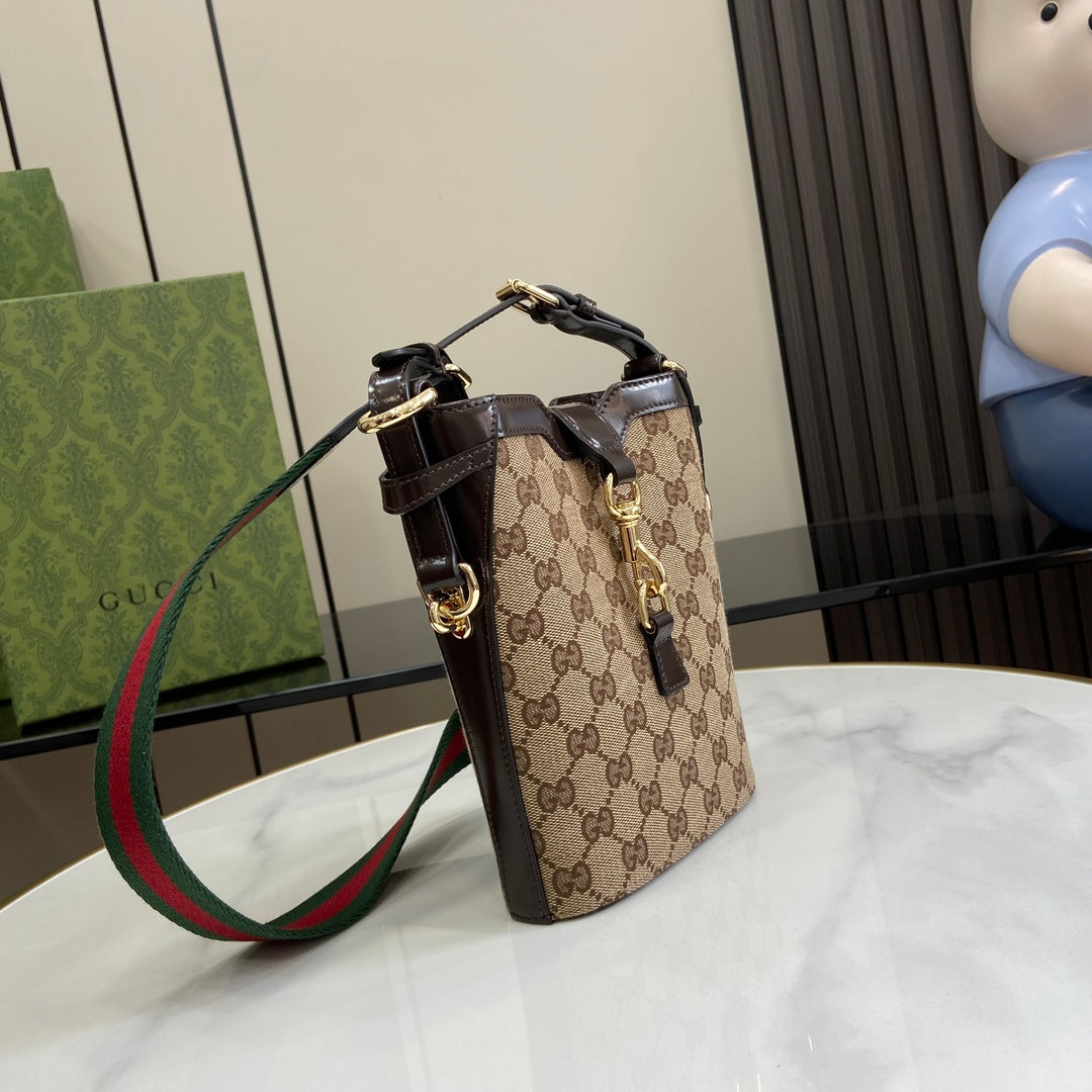 Gucci GG Small Bucket bag