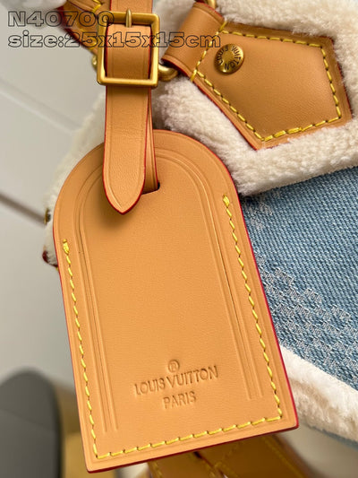 Louis Vuitton Bandoulière Speedy Bag 25