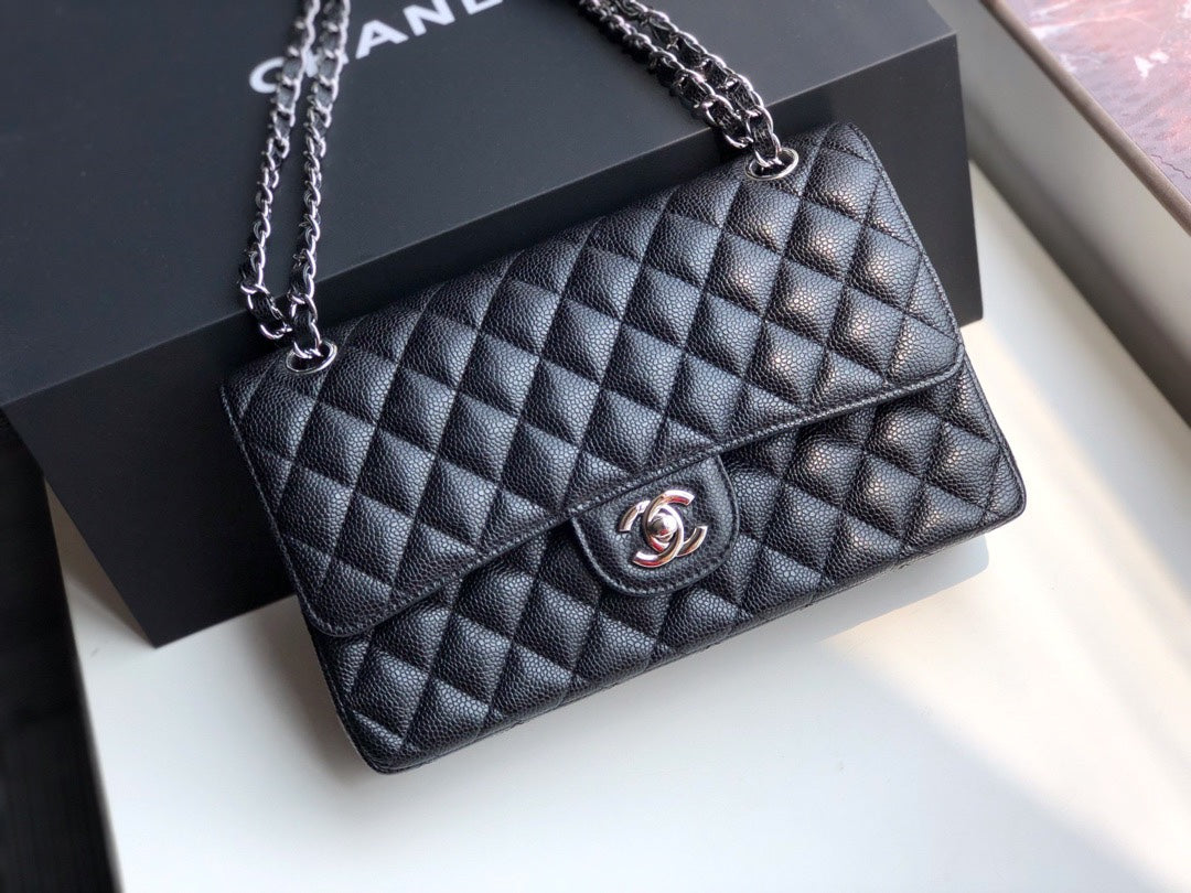 Chanel 26cm Flap Bag (Lambskin)