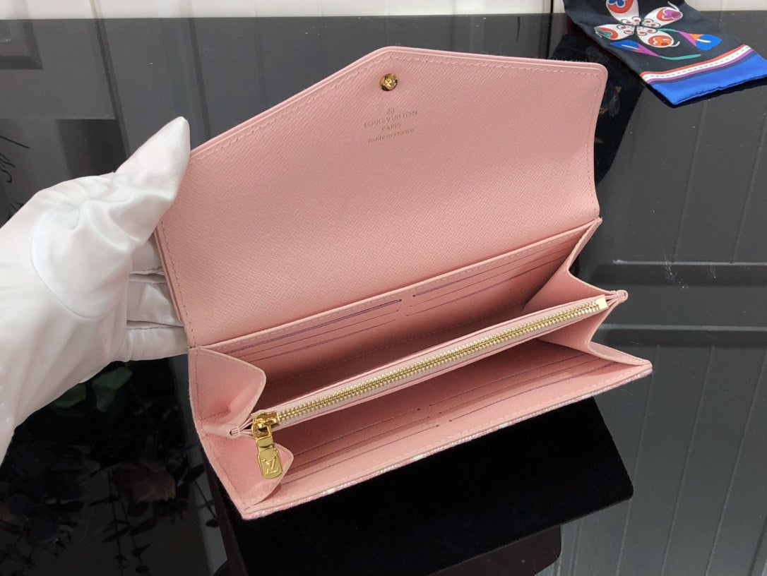 Louis Vuitton Sarah Wallet Accessory