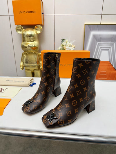 Louis Vuitton Shake Ankle Boots