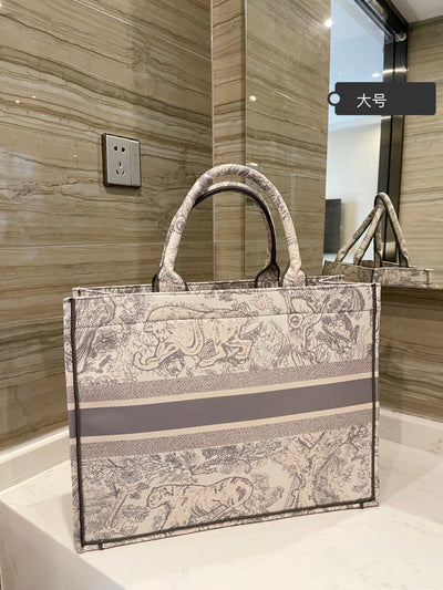 Budget Dior Tote Bag