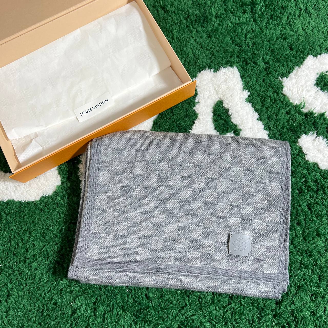 Louis Vuitton Neo Petit Damier Beanie & Scarf Bundle