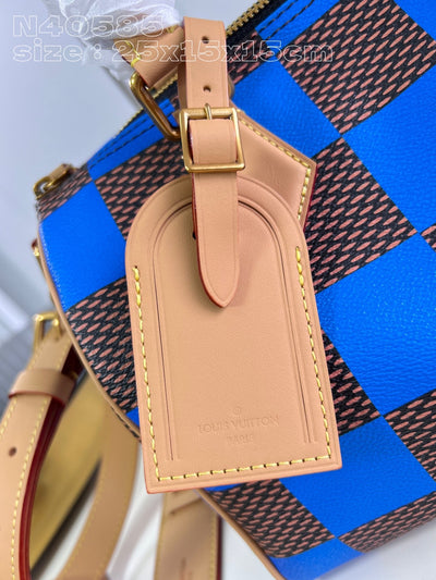 Louis Vuitton Bandoulière Speedy Bag 25