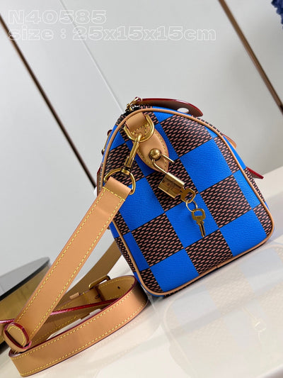 Louis Vuitton Bandoulière Speedy Bag 25