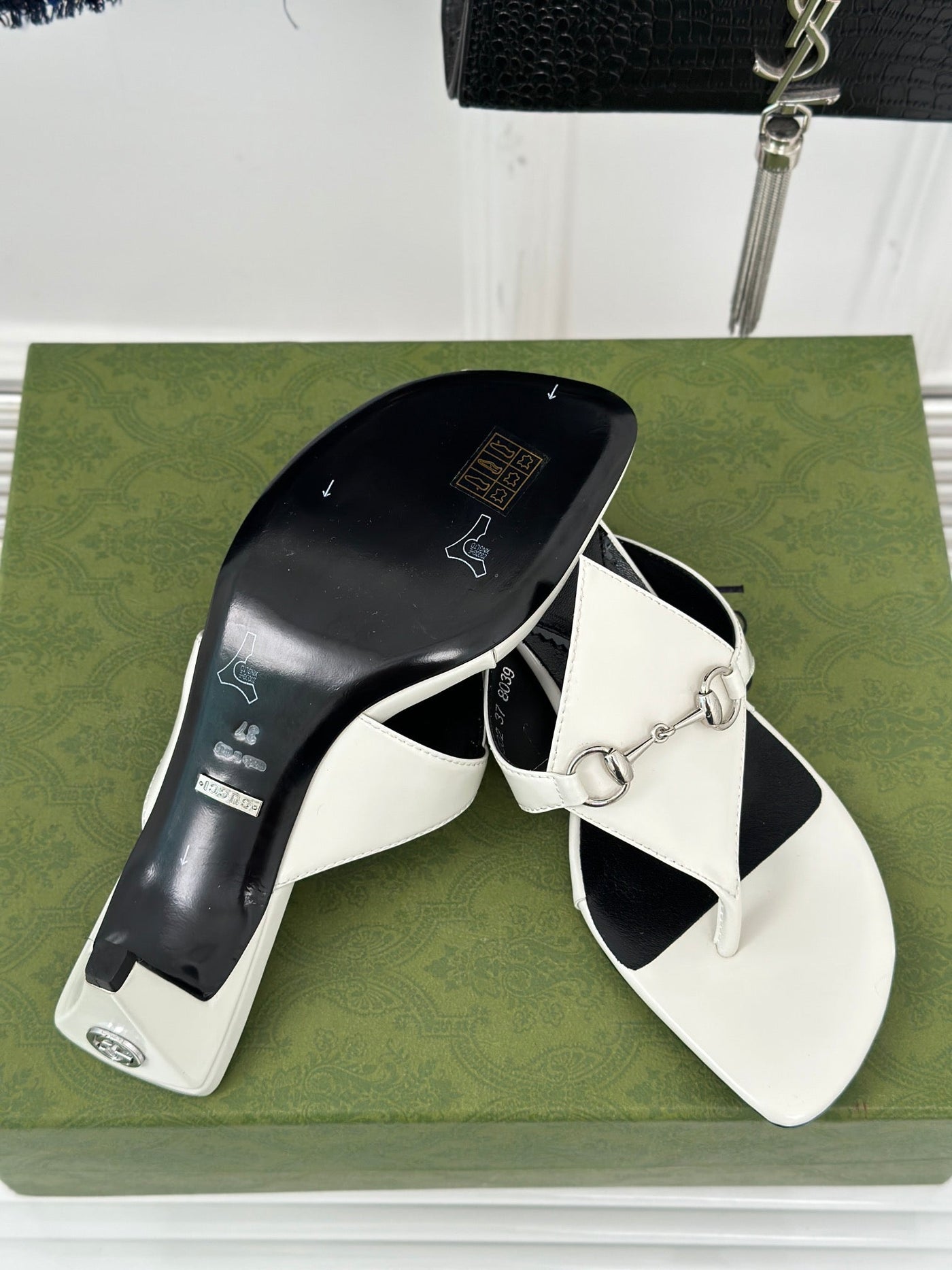 Gucci Sandals With Horsebit