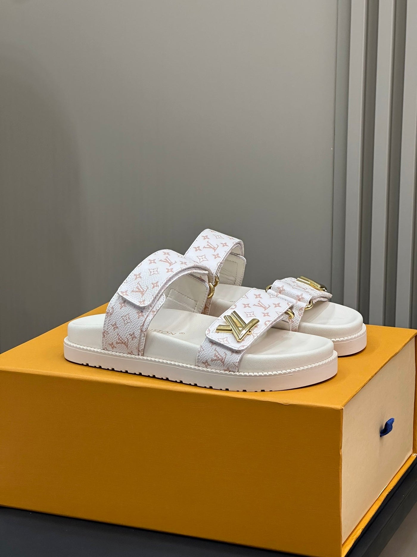 Louis Vuitton Sunset Comfort  Flat Mule