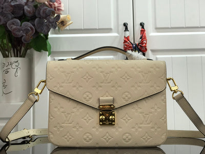 Louis Vuitton Pochette Metis Bag