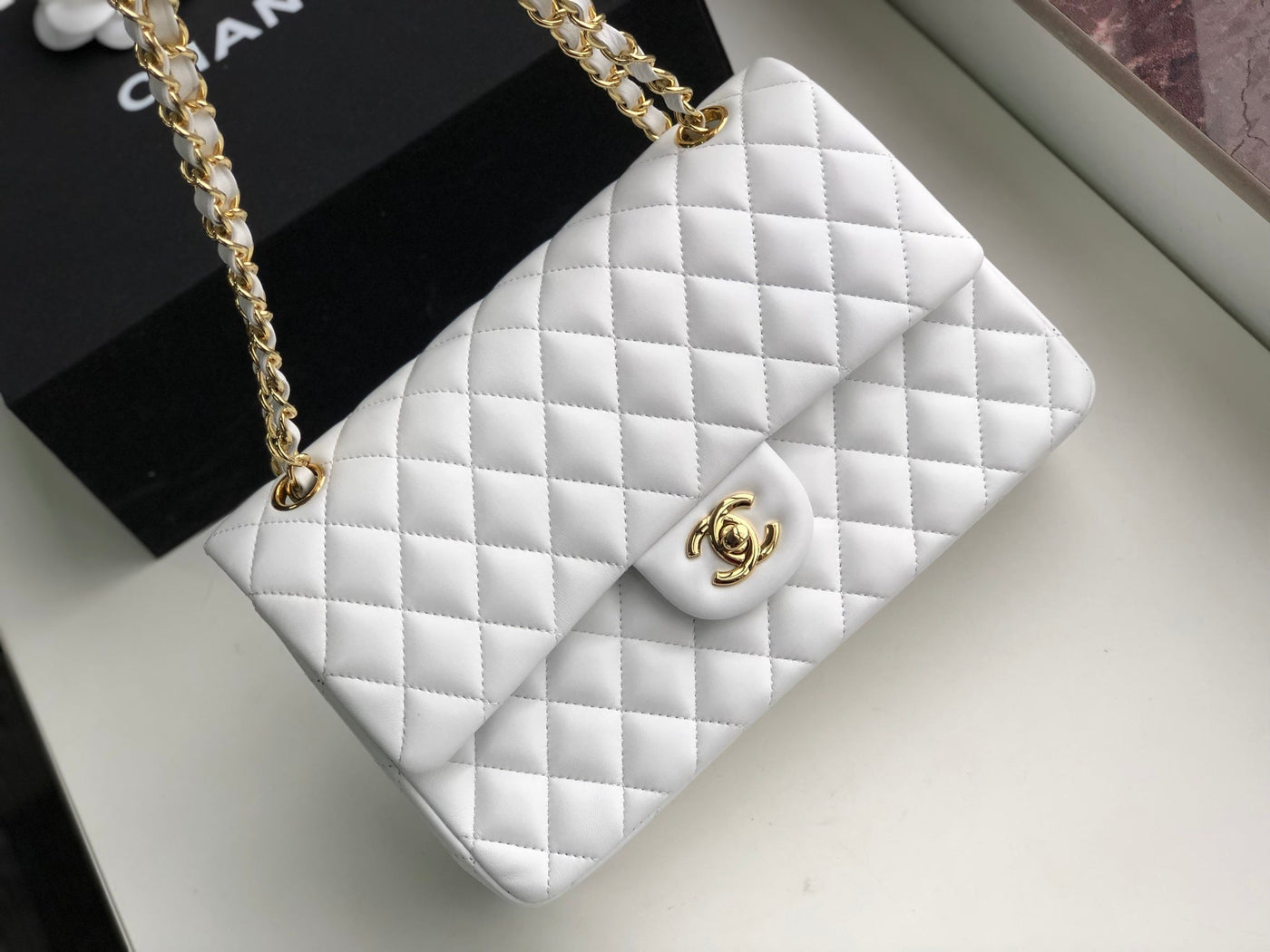 Chanel 26cm Flap Bag (Lambskin)