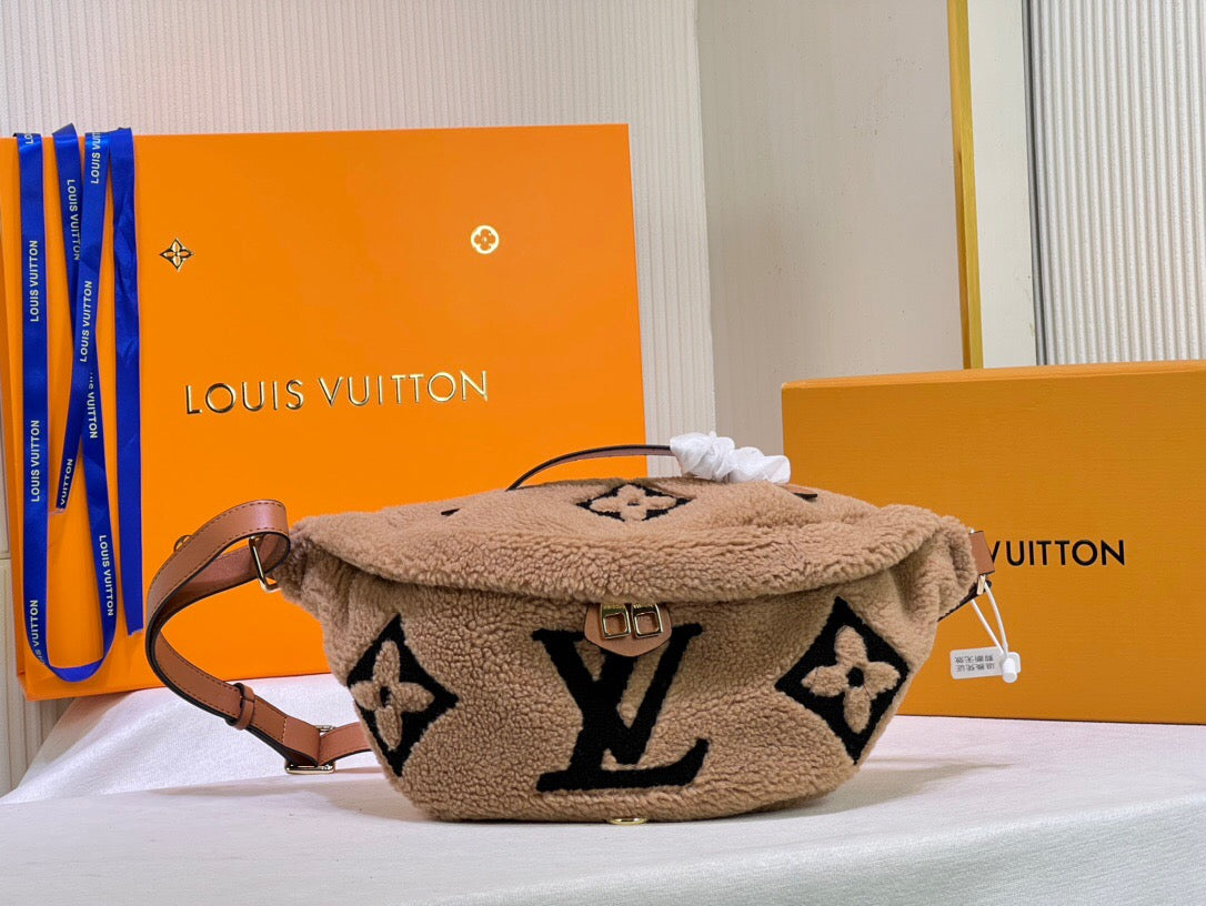 Fleece Louis Vuitton Bum Bag