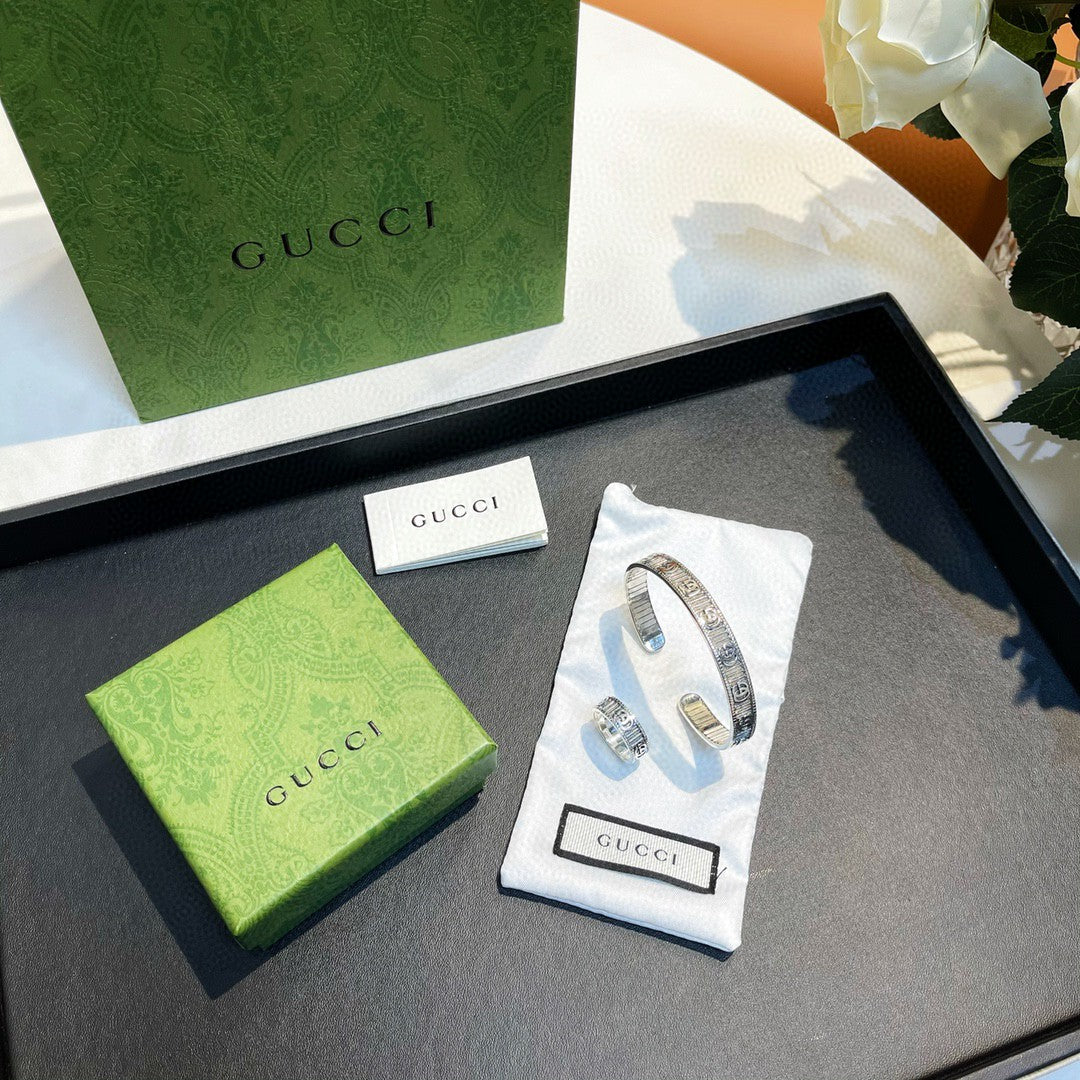 Gucci Cuff Unisex Bracelet Accessory
