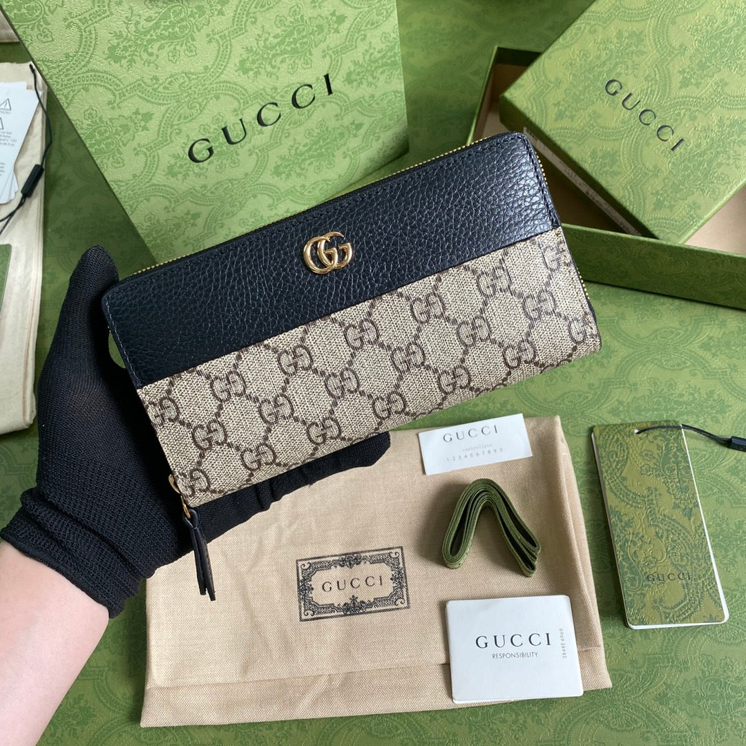 Gucci Wallet Accessory