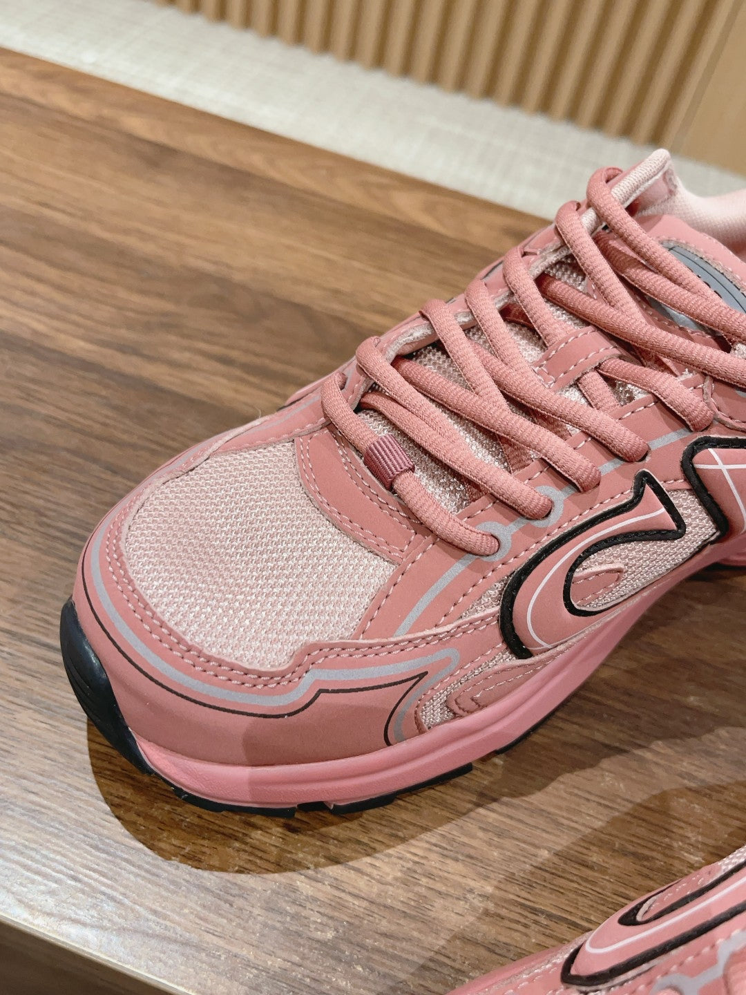 Christian B30 Women Sneakers