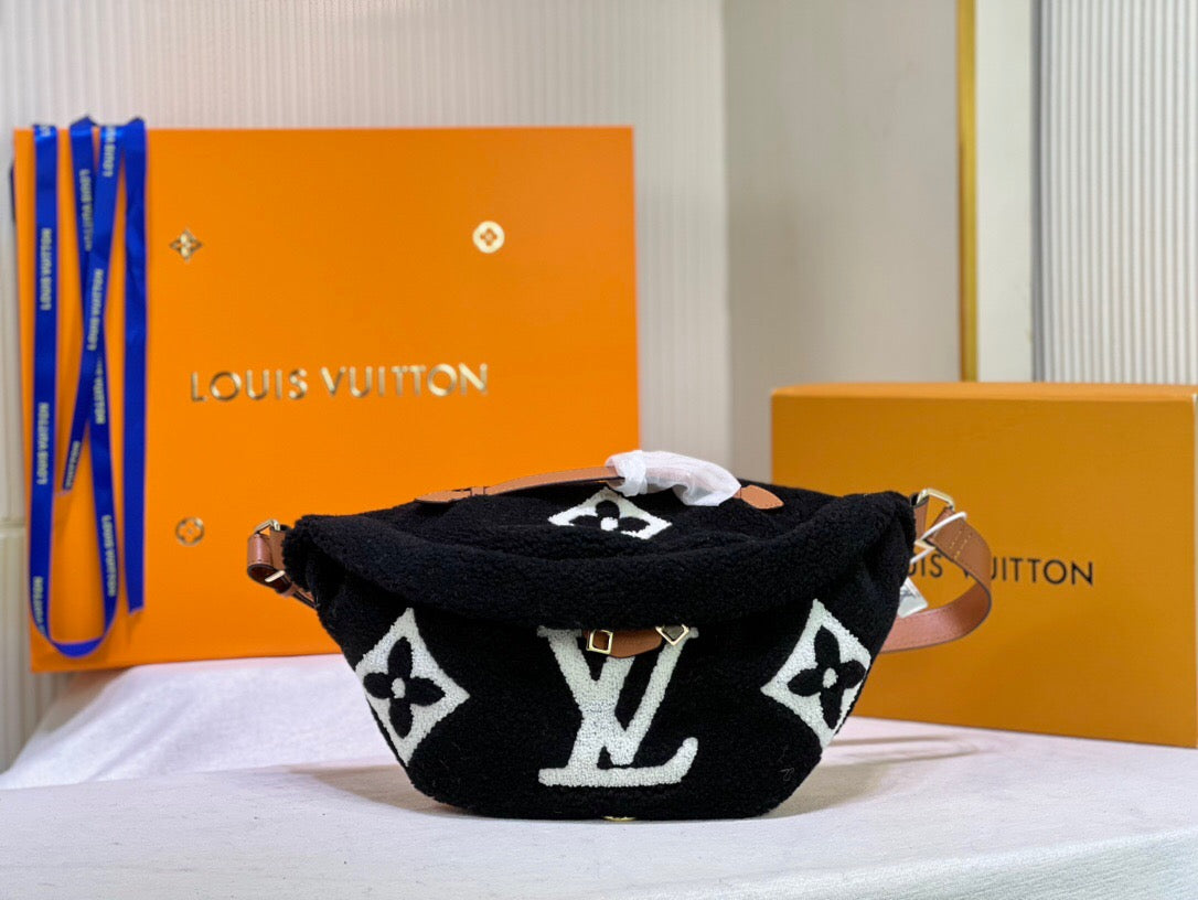 Fleece Louis Vuitton Bum Bag