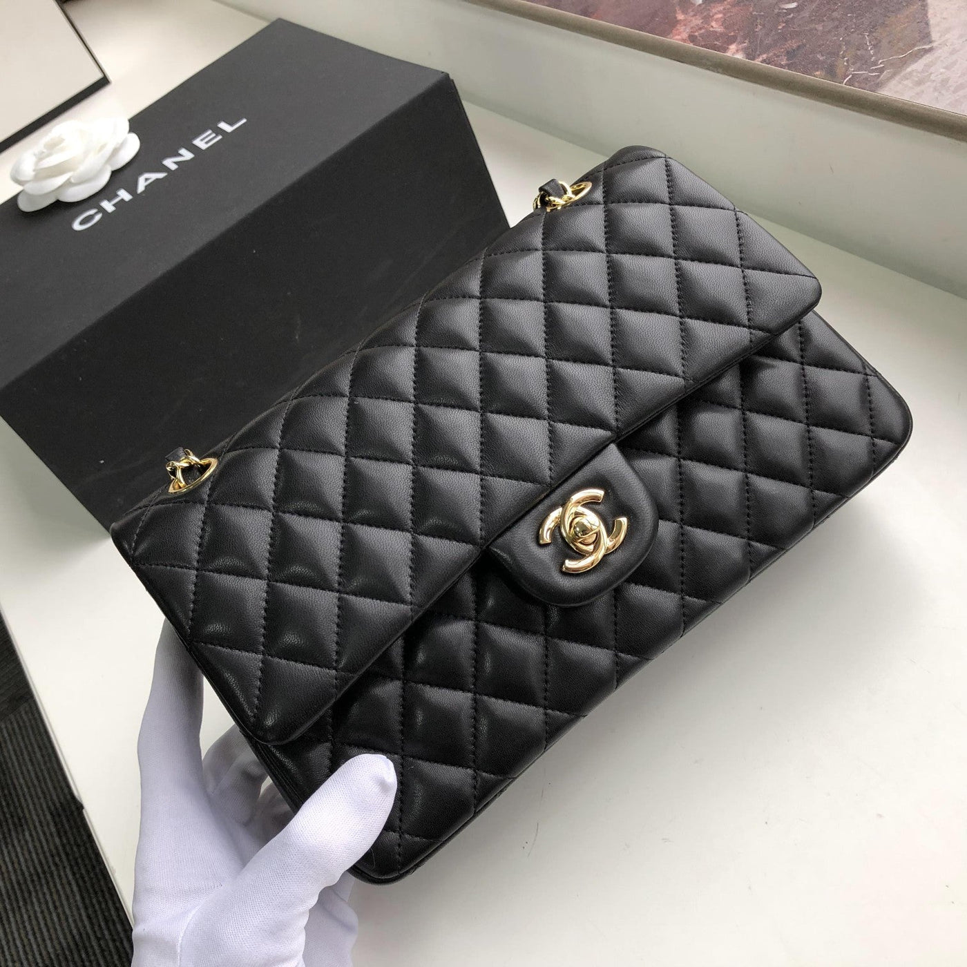 Chanel 26cm Flap Bag (Lambskin)