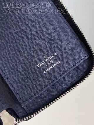 Louis Vuitton Zippy Wallet