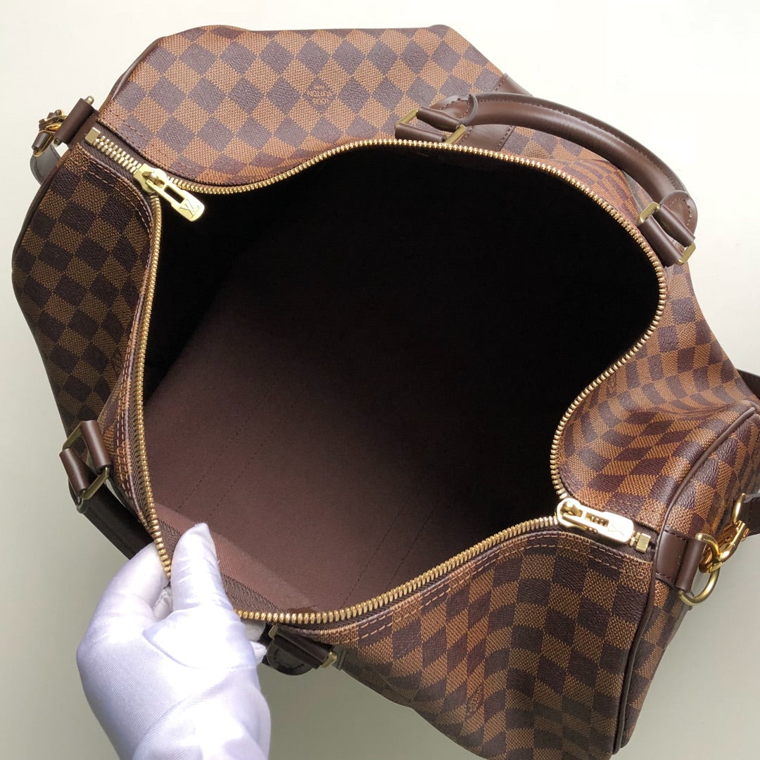 Louis Vuitton Keepall 50 Duffle Bag