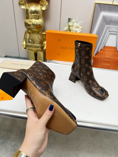 Louis Vuitton Shake Ankle Boots