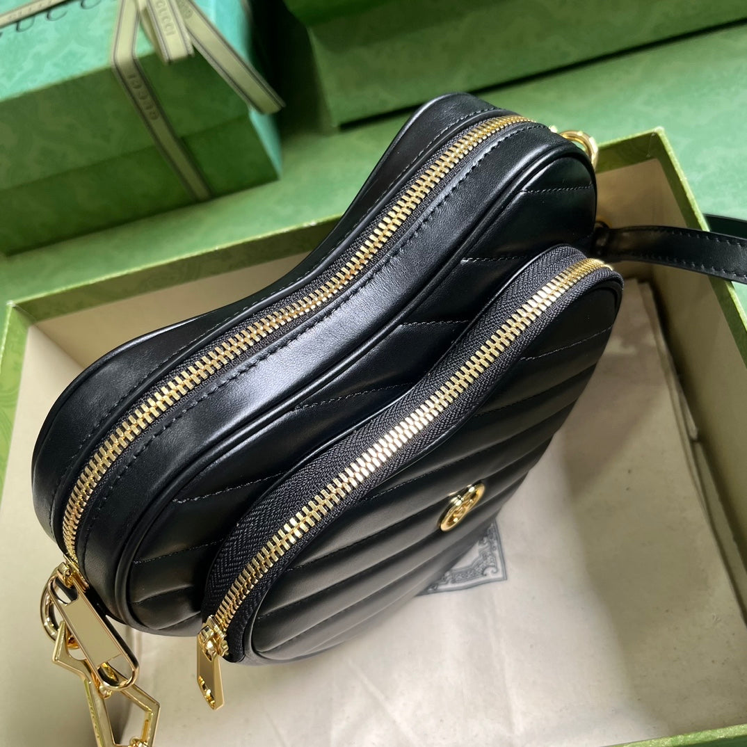 Gucci Interlocking G Mini Heart Shoulder Bag