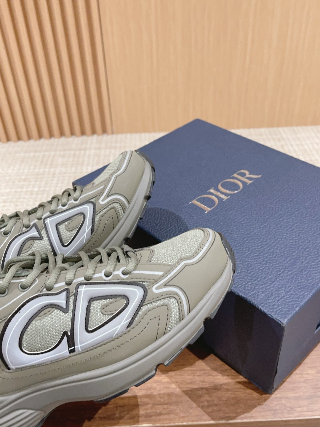 Christian B30 Women Sneakers