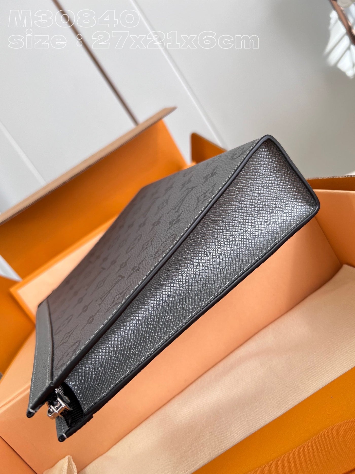 Louis Vuitton Pochette Voyage MM