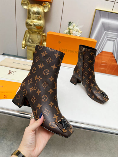 Louis Vuitton Shake Ankle Boots