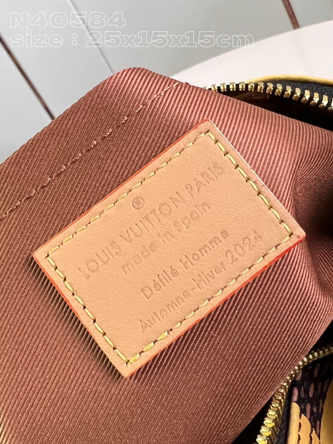 Louis Vuitton Bandoulière Speedy Bag 25