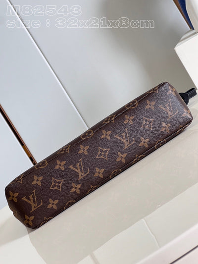 Louis Vuitton Pochette Voyage Souple Bag