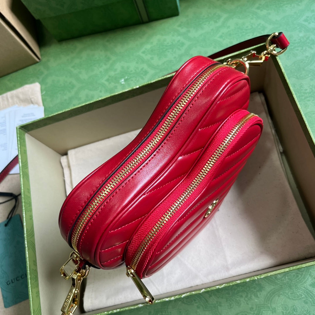 Gucci Interlocking G Mini Heart Shoulder Bag