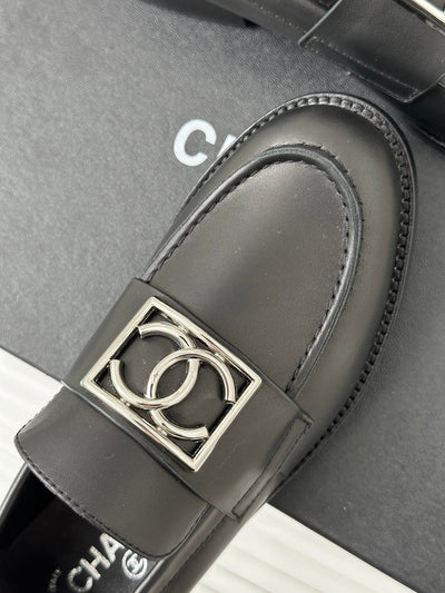 Chanel shoe