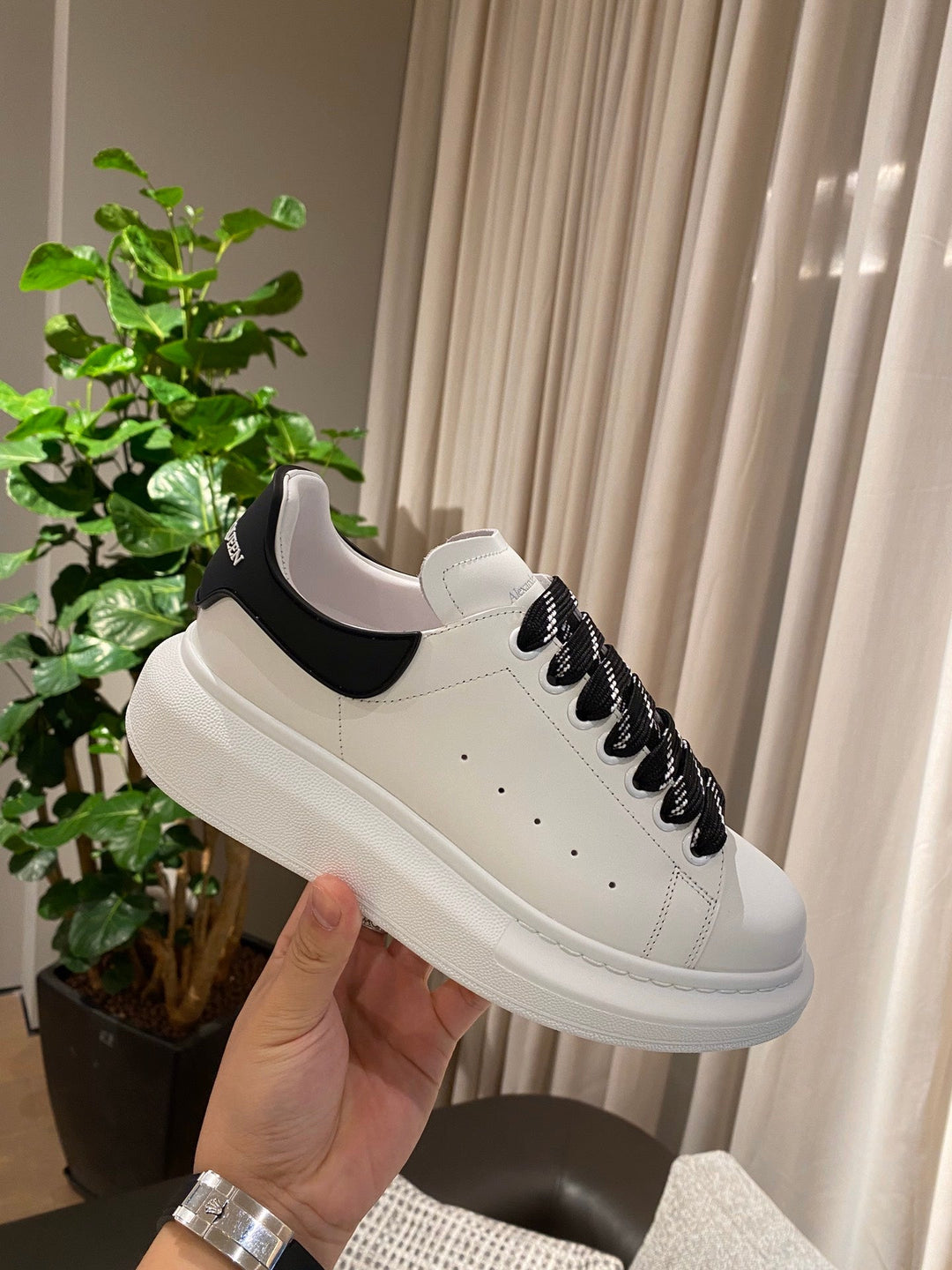 Bianca Queen of the Night Sサイズ Alexander Mcqueen Chunky Shoes (Multiple Colors) – Bern