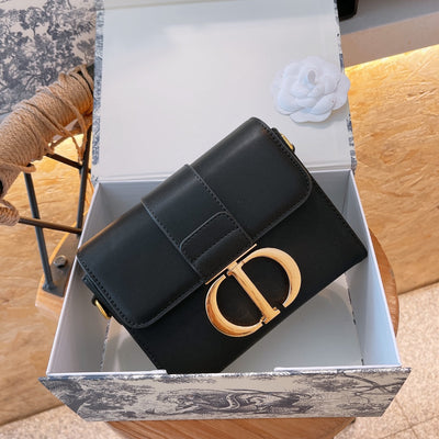 Budget Dior Crossbody Bag