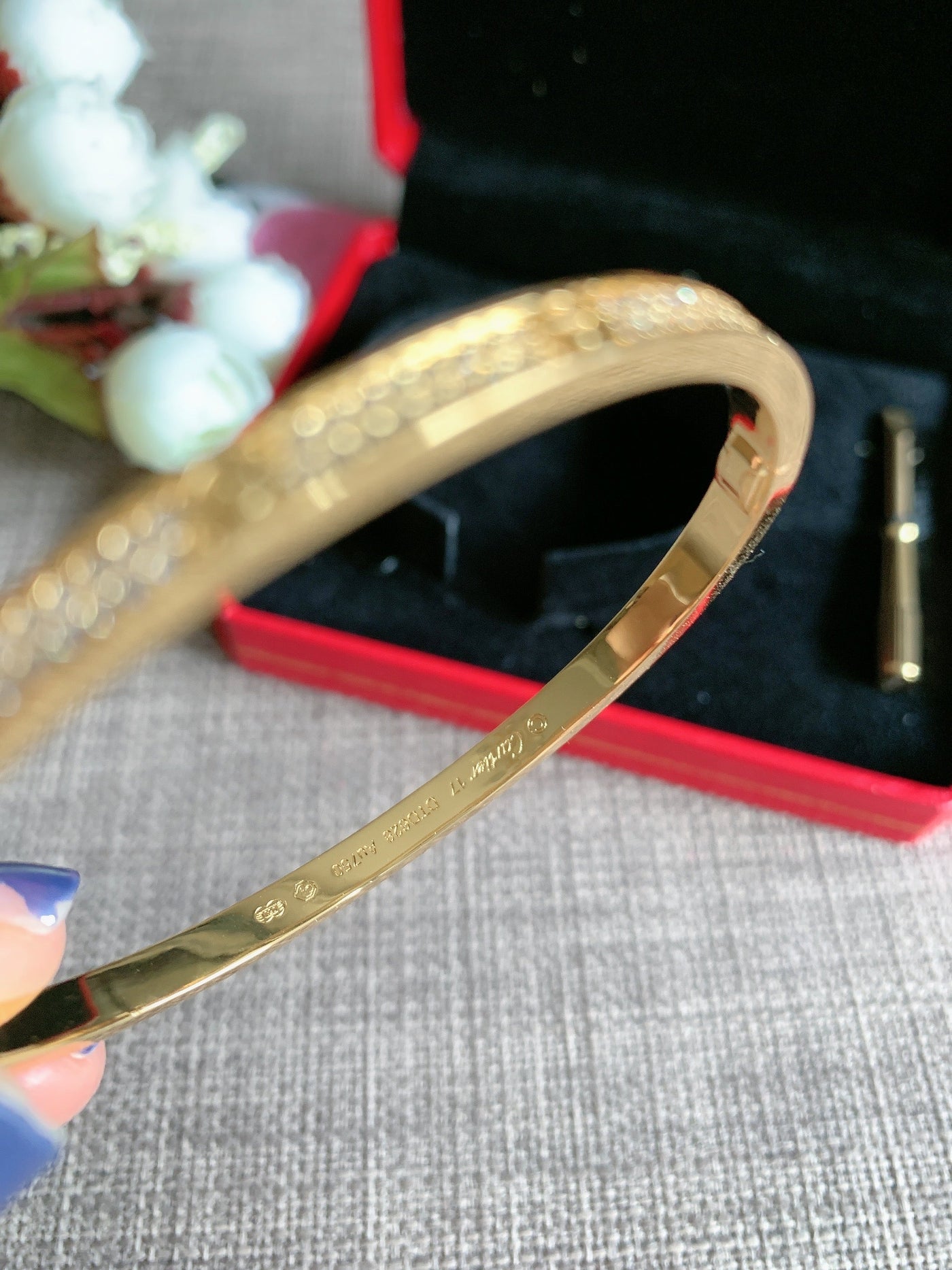 Cartier Thin Gold Love Bracelet Accessory