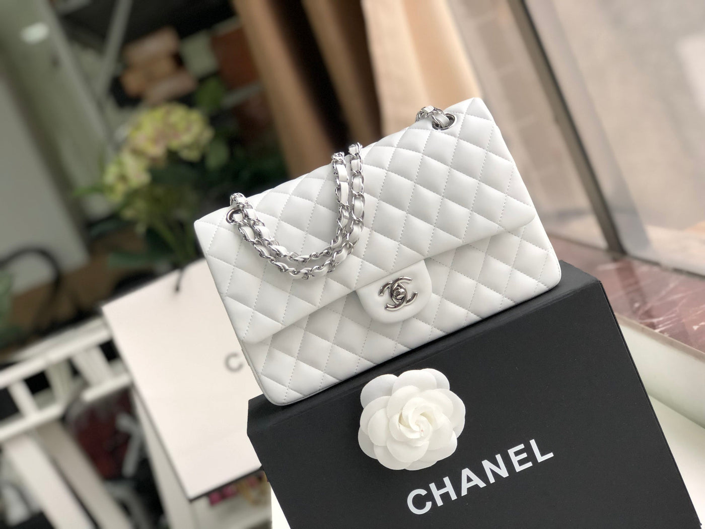 Chanel 26cm Flap Bag (Lambskin)