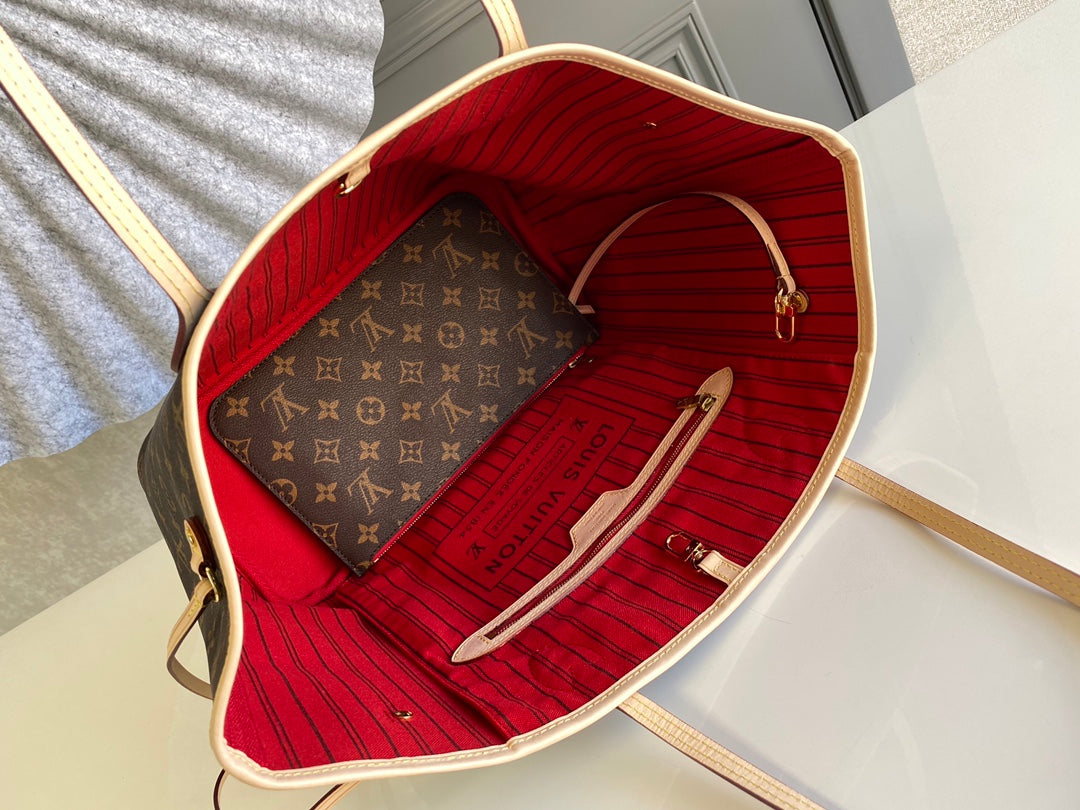 Louis Vuitton Neverfull Tote Bag