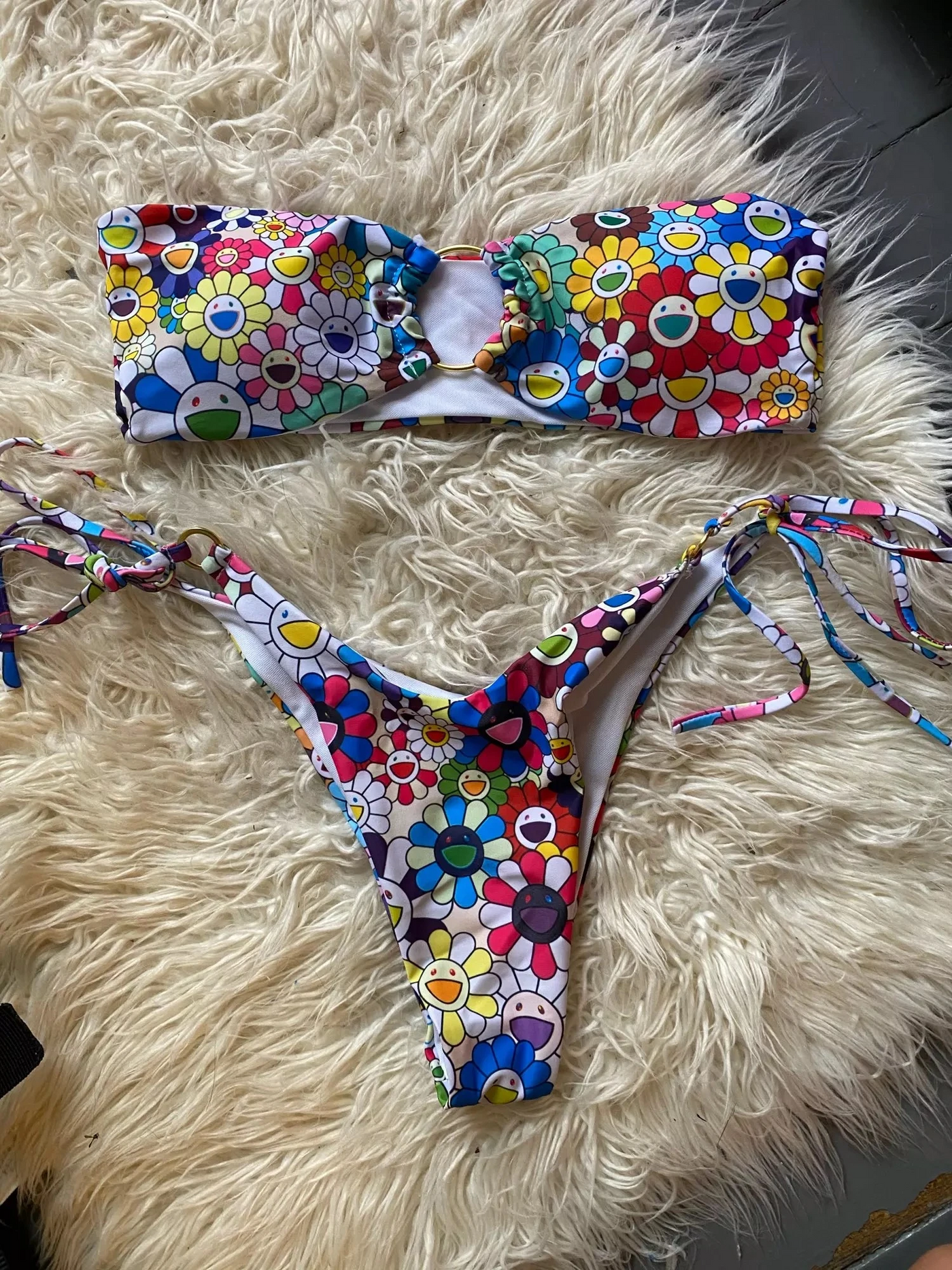 Murakami Mami Bikini