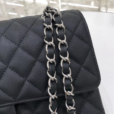 Chanel 26cm Flap Bag (Caviar Leather)