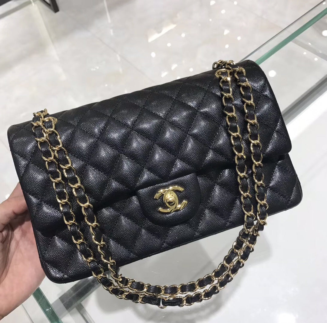 Chanel 26cm Flap Bag (Caviar Leather)