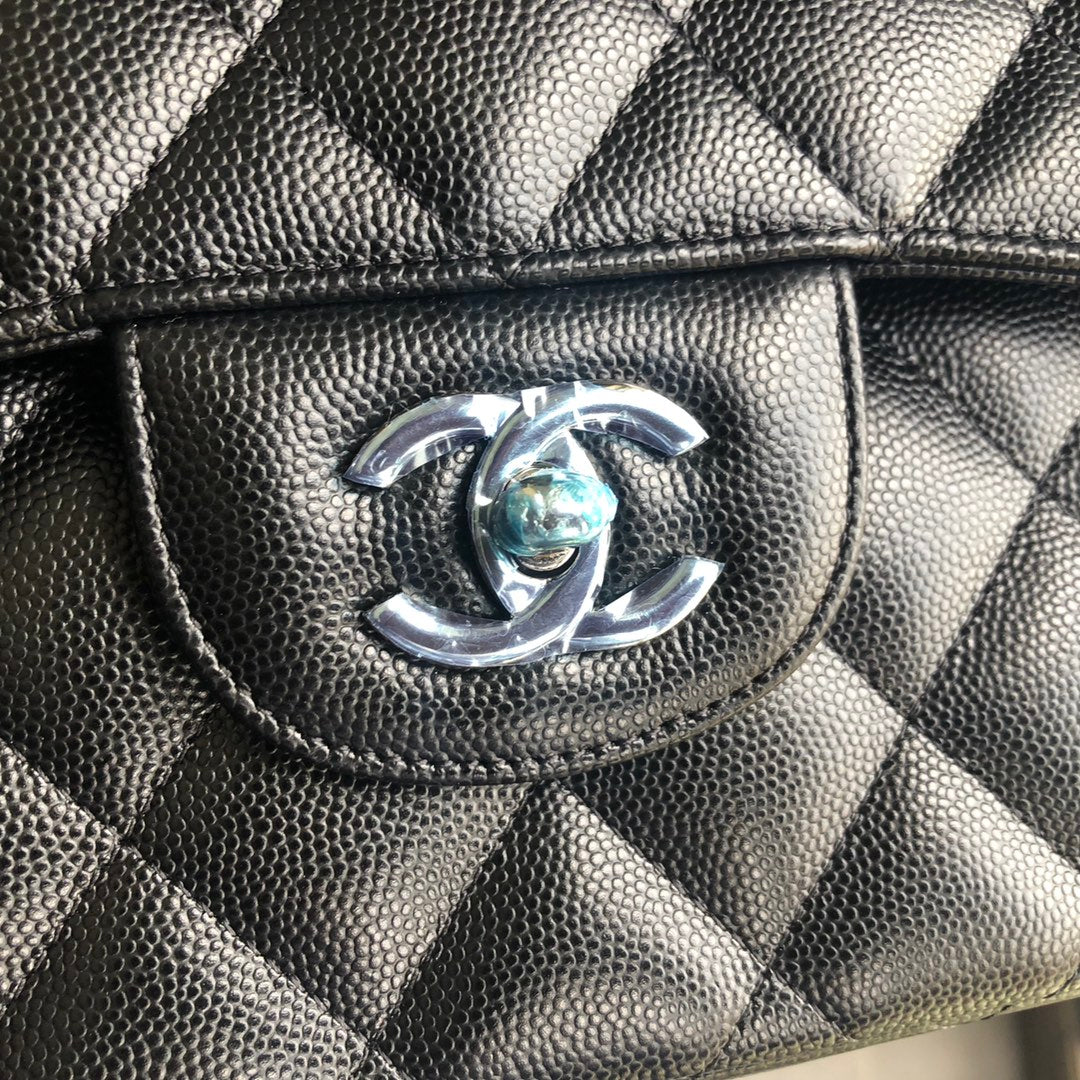 30CM Chanel Jumbo Flap Bag (Caviar Leather)