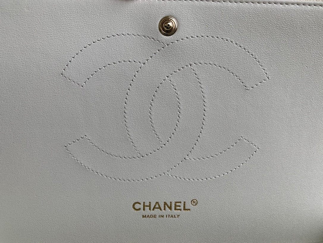 30CM Chanel Jumbo Flap Bag (Caviar Leather)