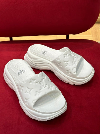 Louis Vuitton Pool 55 Flat Comfort Mule