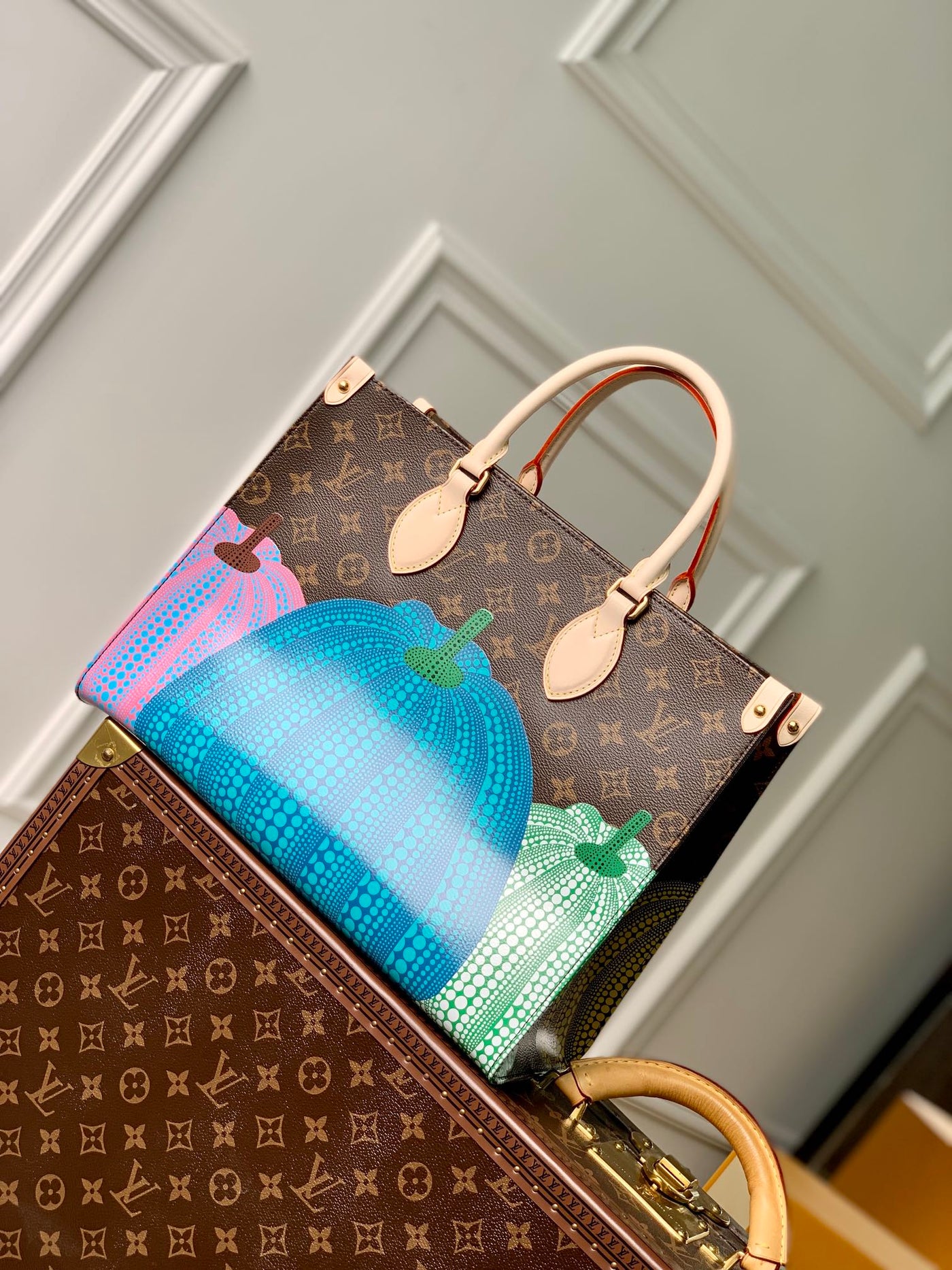 Louis Vuitton MM OnTheGo Bag