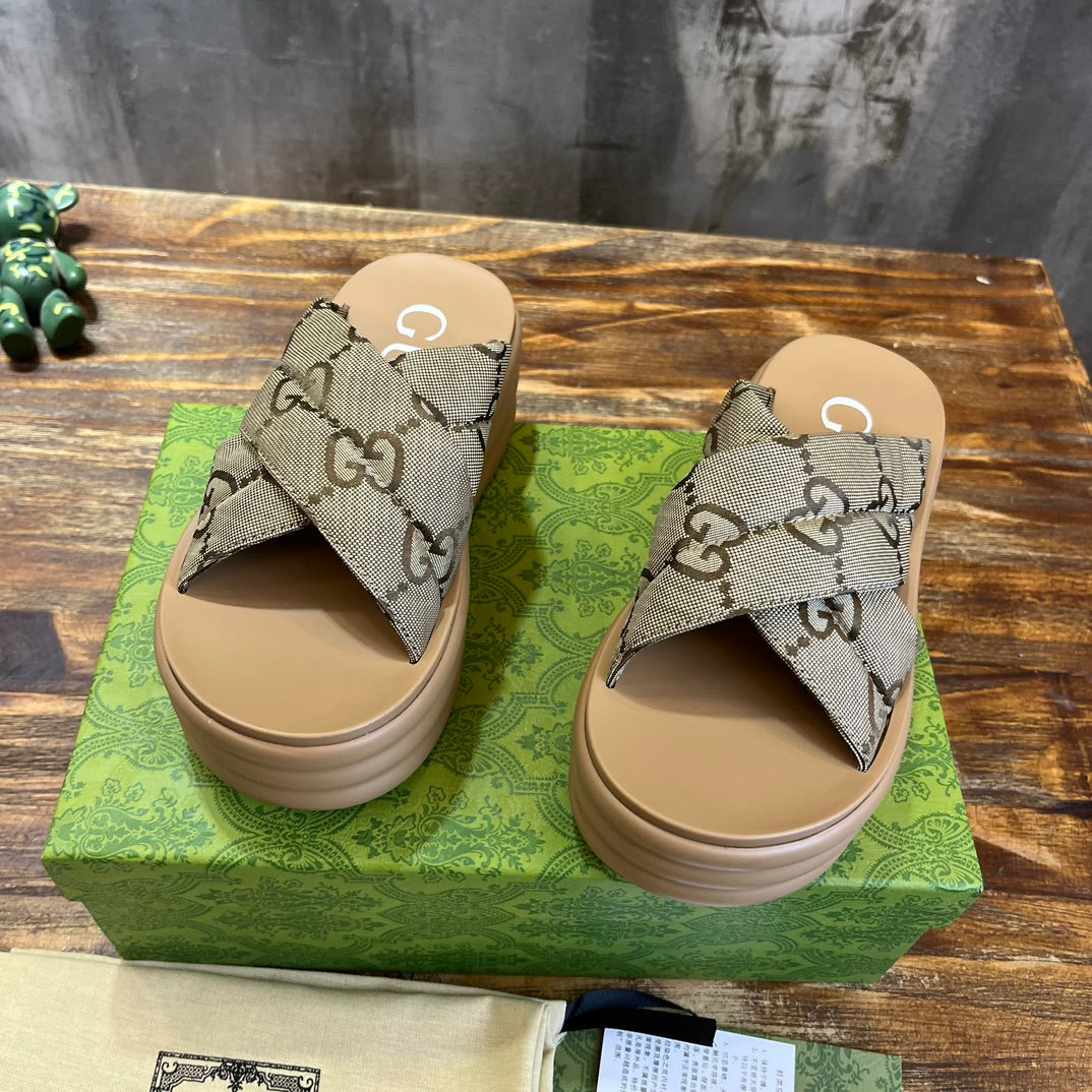 Gucci  GG Platform Slide Sandal