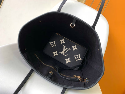Louis Vuitton Neverfull MM Tote Bag