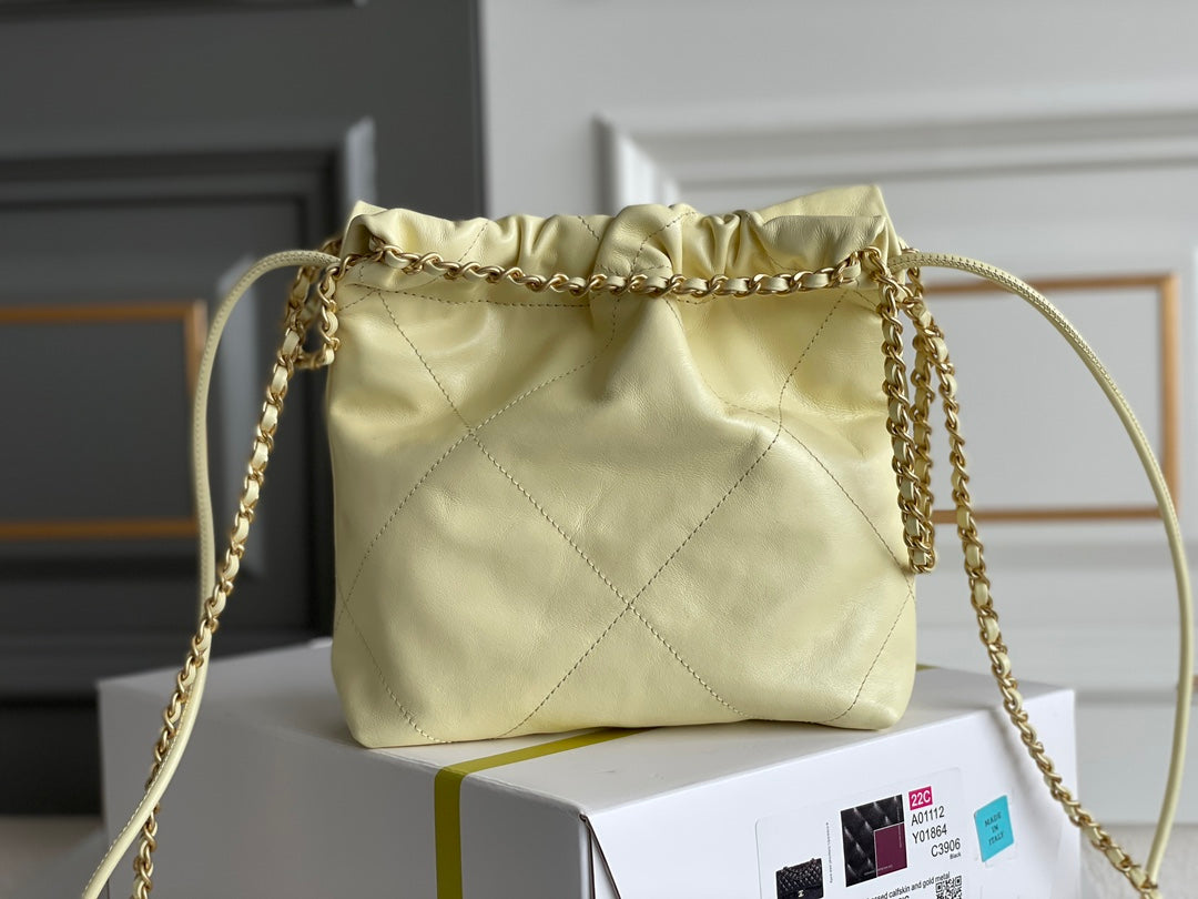 Chanel 22 Medium Handbag