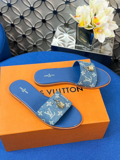 Louis Vuitton Lock It  Flat Mule