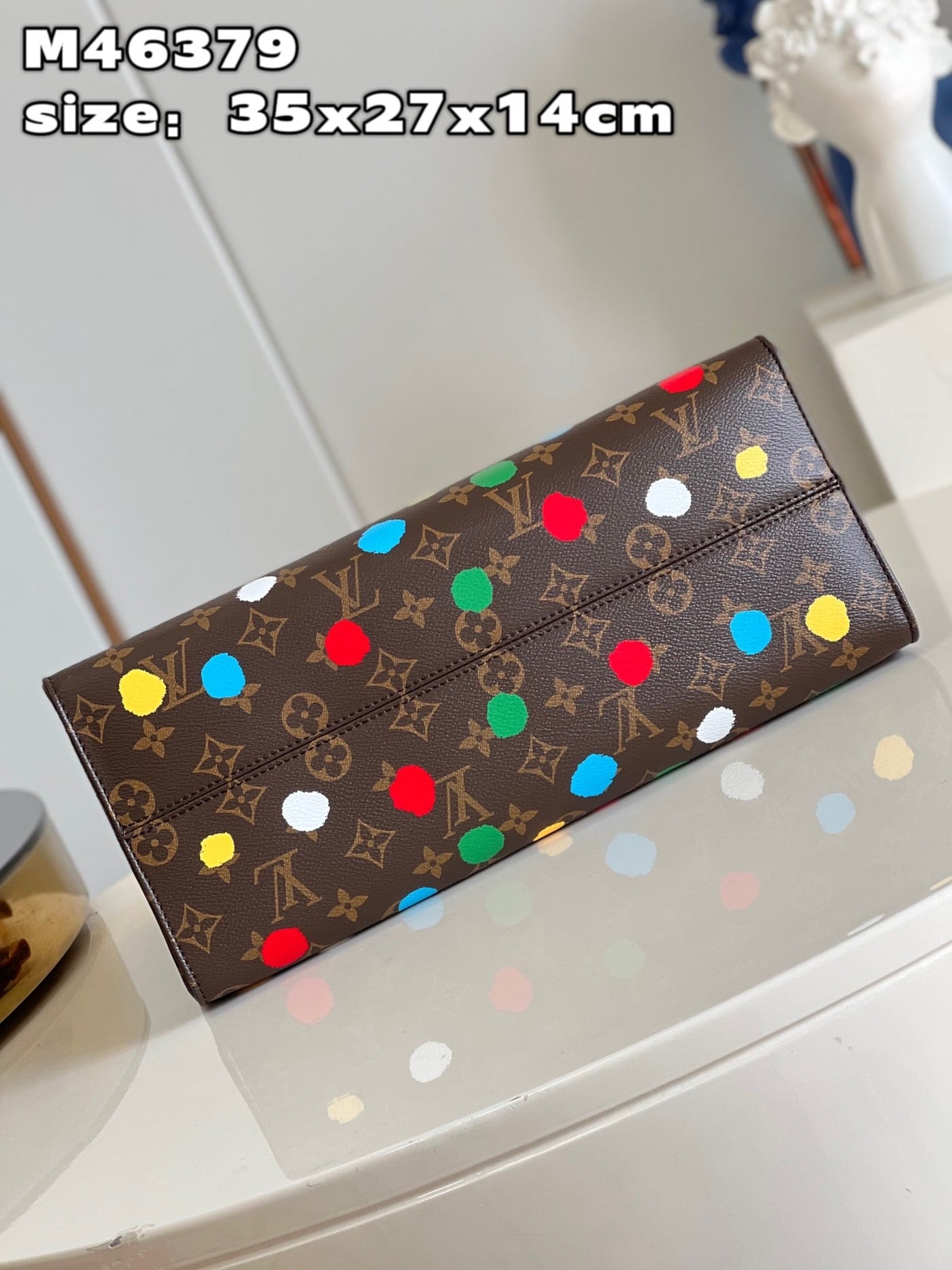 Louis Vuitton MM OnTheGo Bag