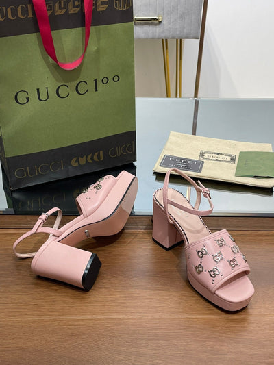 Gucci Interlocking G  Studs Sandal