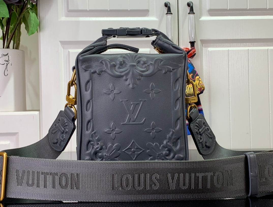 Louis Vuitton Cruise Messenger Bag