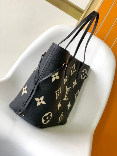 Louis Vuitton Neverfull MM Tote Bag